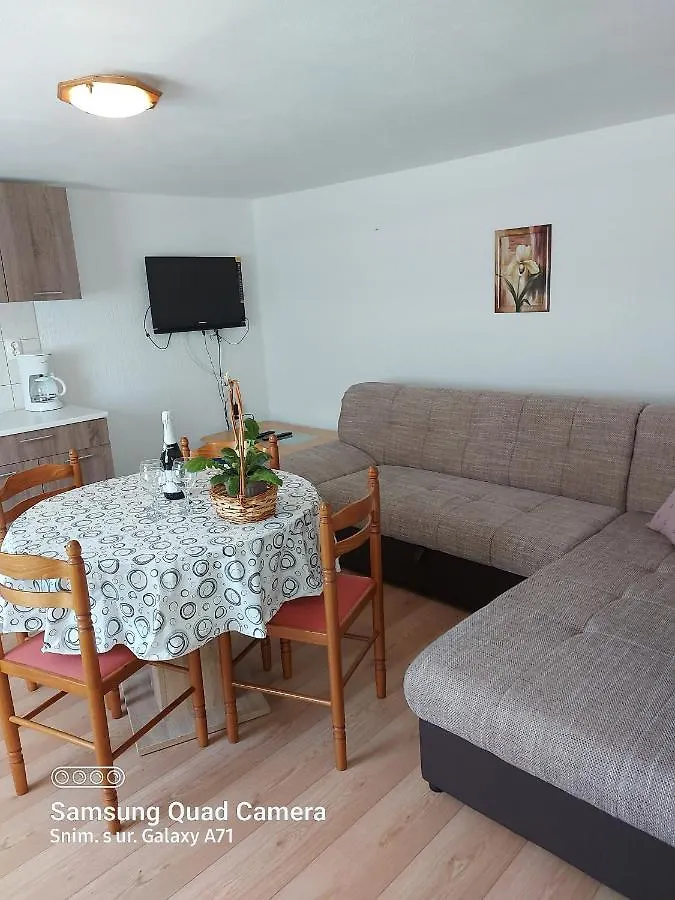 Apartments Ljubica Polje